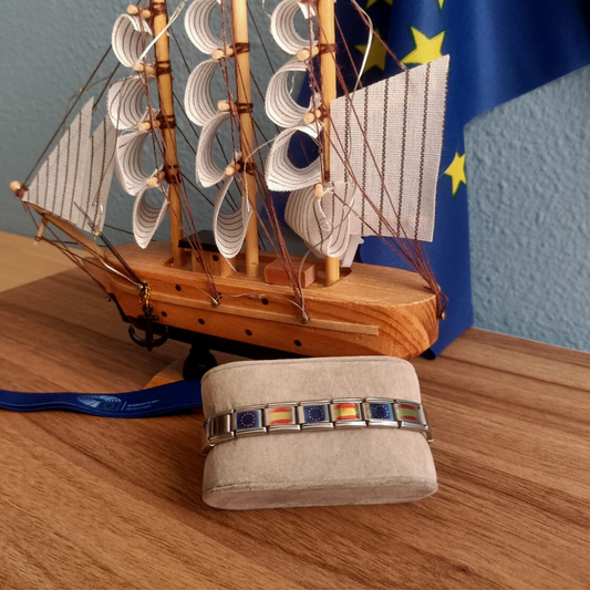 Pulsera de la Bandera de España y la Unión Europea en Eslabones de Acero Inoxidable | Orgullo y Elegancia