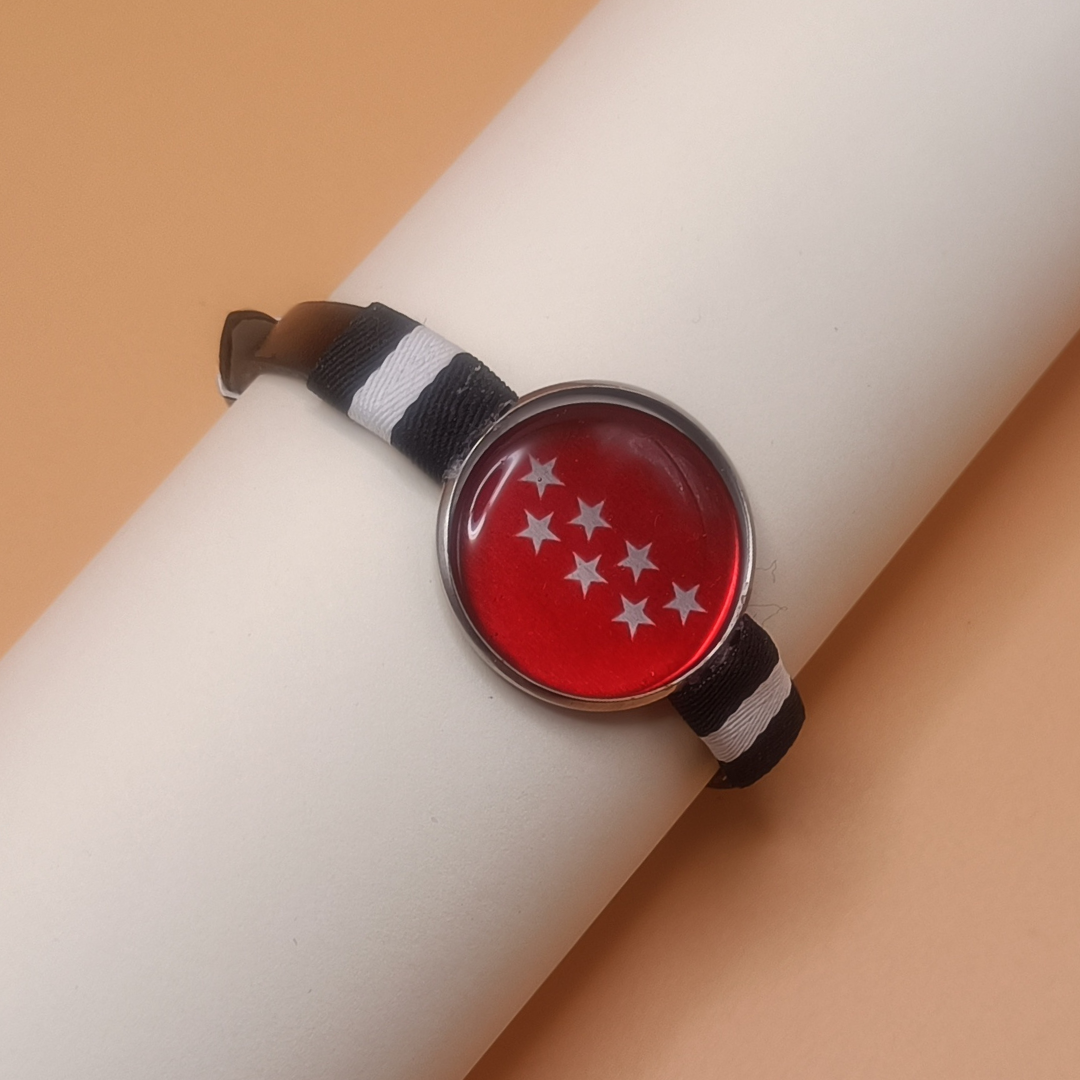 Pulsera con Bandera de Madrid - Medallón en Correa Ajustable, Regalo Original con Orgullo de Comunidad Autónoma