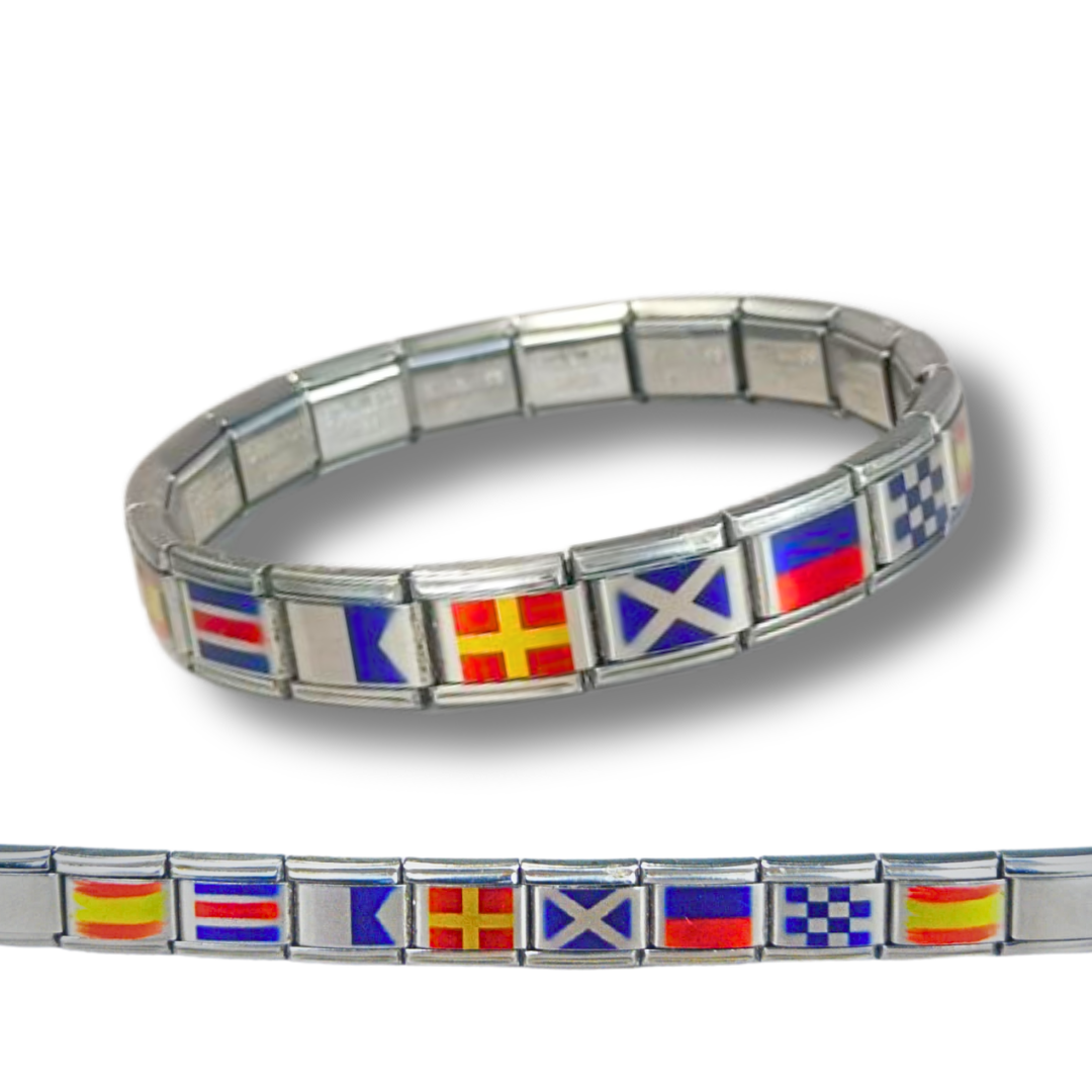 Pulsera de Banderas Náuticas - Diseño con el nombre de la Virgen del Carmen con Banderas de España - Inspirada en la Patrona de los Marineros