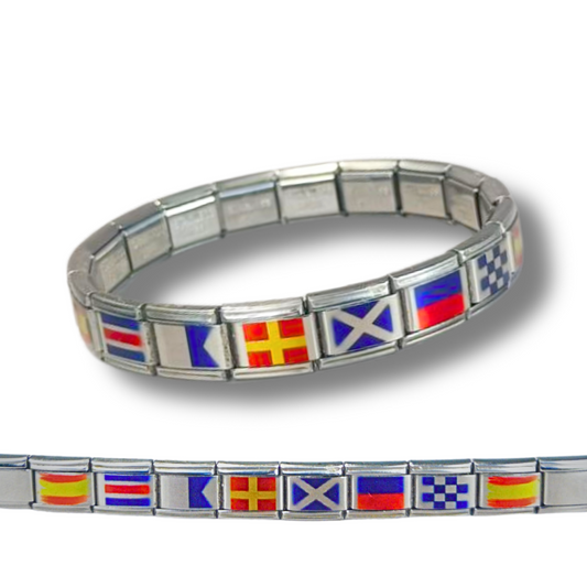 Pulsera de Banderas Náuticas - Diseño con el nombre de la Virgen del Carmen con Banderas de España - Inspirada en la Patrona de los Marineros