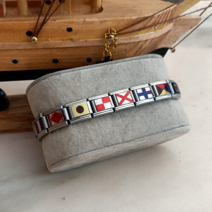 Pulsera náutica personalizada con banderas