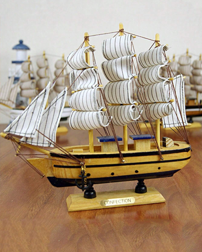 Barco de vela decorativo con iluminación