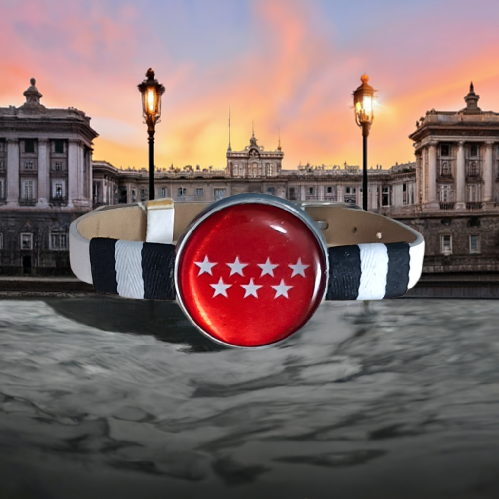 Pulsera con Bandera de Madrid - Medallón en Correa Ajustable, Regalo Original con Orgullo de Comunidad Autónoma