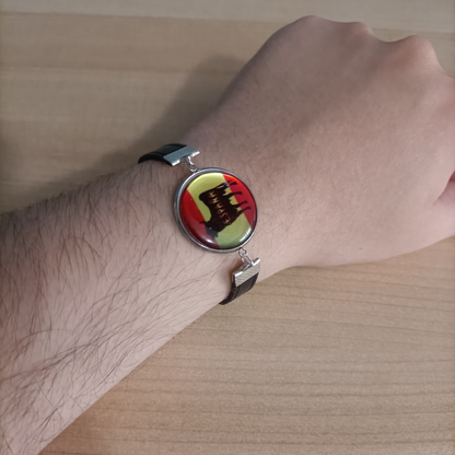 Pulsera con Bandera de España con Toro - Medallón en Correa Ajustable, Regalo Original con Orgullo Nacional