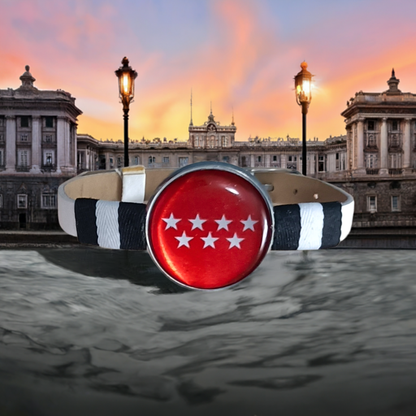 Pulsera con Bandera de Madrid - Medallón en Correa Ajustable, Regalo Original con Orgullo de Comunidad Autónoma